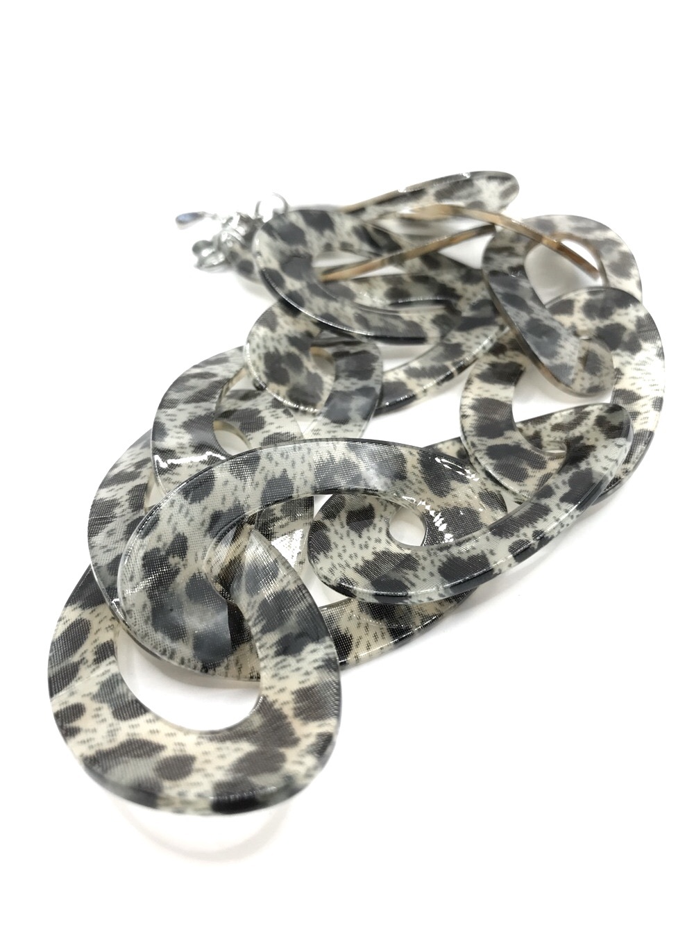 Premier Designs Leopard Print Resin Link Necklace